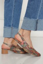 סנדל עקב מנוחש