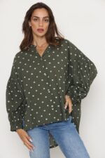 ⁦חולצת קארינה⁩ – תמונה ⁦2⁩