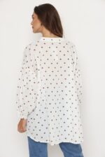 ⁦חולצת קארינה⁩ – תמונה ⁦8⁩