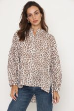 חולצת סנורה