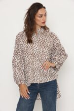 ⁦חולצת סנורה⁩ – תמונה ⁦2⁩