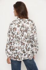 ⁦חולצת סוניו⁩ – תמונה ⁦3⁩