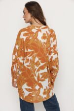 ⁦חולצת אמבילה⁩ – תמונה ⁦3⁩