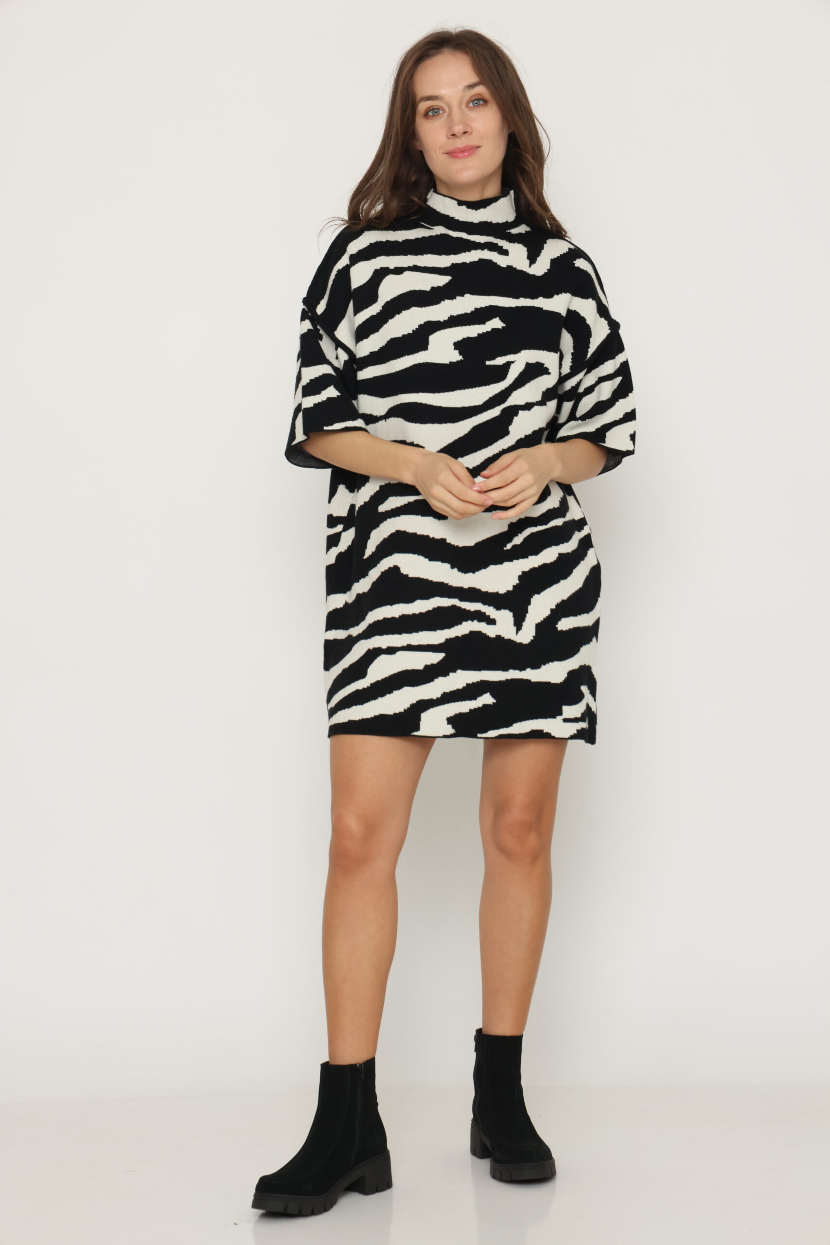 Refael Mizrahi fashion photography (63) שמלת מונה – תמונה 1