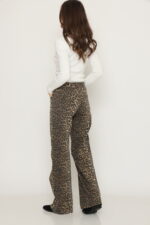 ⁦ג'ינס סלין חום⁩ – תמונה ⁦4⁩