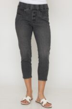 ⁦ג'ינס Gen⁩ – תמונה ⁦7⁩